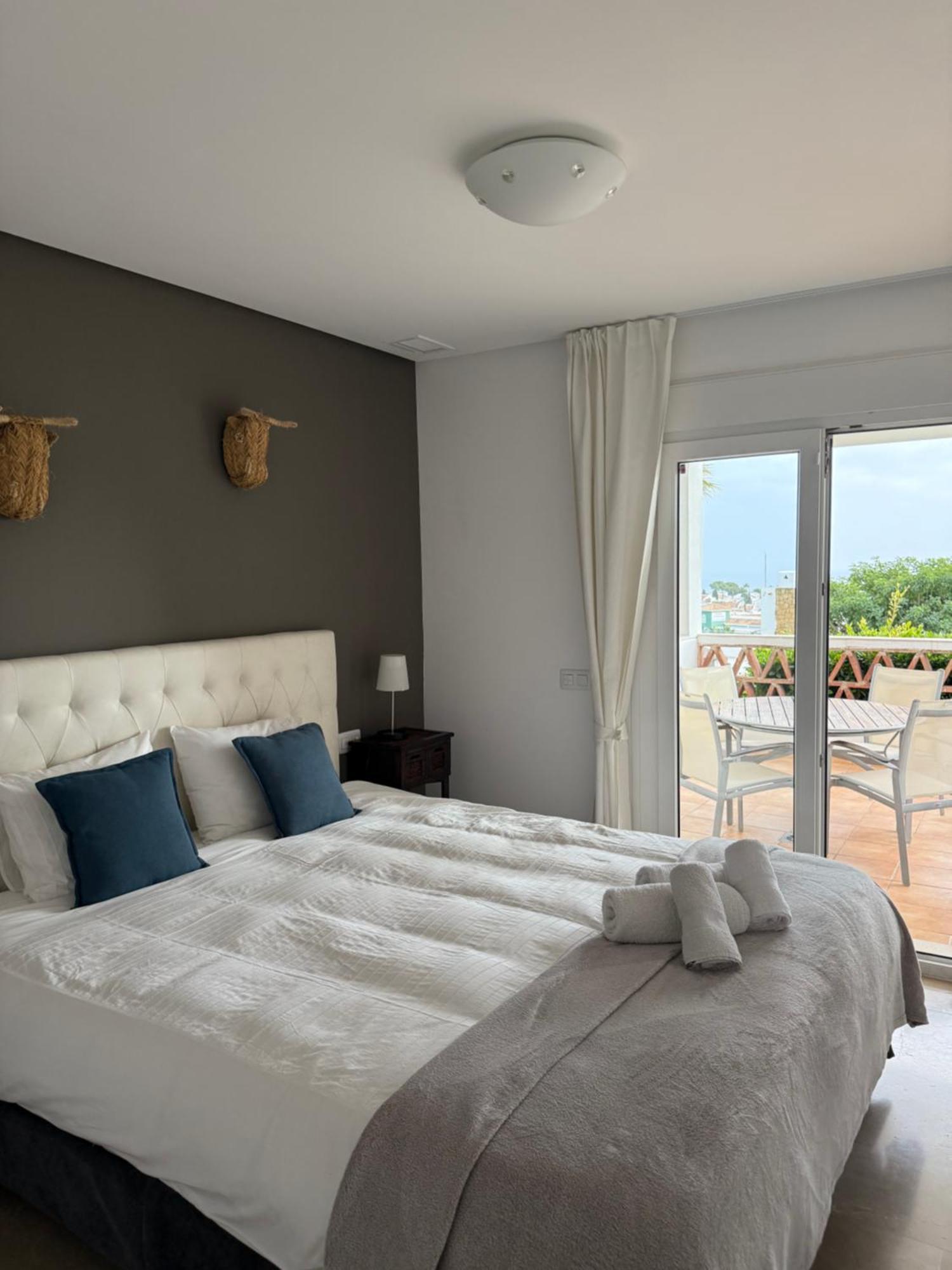 Miraflores Golf Gardens II Luxe Appartement At Riviera Del Sol Sitio de Calahonda Exteriör bild